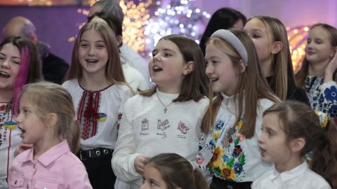 Маленькие герои: в Украине наградили детей за отвагу во время войны (фото)
