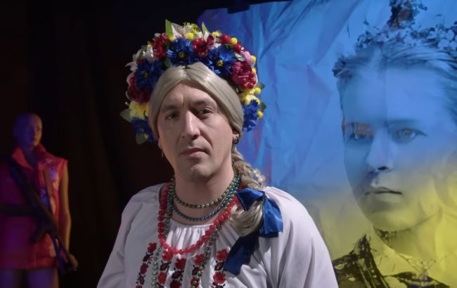 "Краще б ти кінчав з собою": російський актор в образі Лесі Українки висміяв Путіна