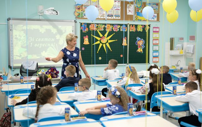 В украинских школах могут ввести двуязычное обучение: когда начнет действовать нововведение