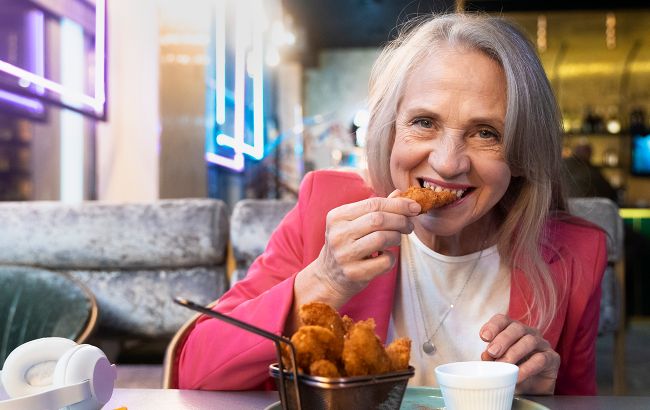 7 найгірших харчових звичок, які викликають пришвидшене старіння: список