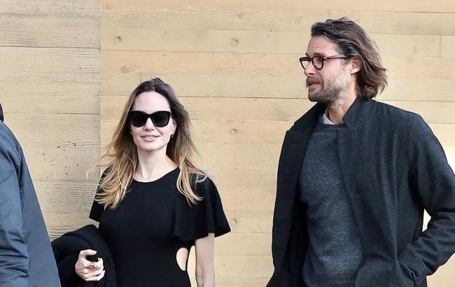 Анджелину Джоли застукали с миллиардером, который на самом деле женат на украинке: подробности и фото