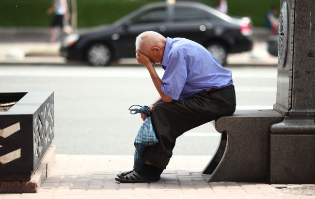 Как украинцы могут повысить свои пенсии, не дожидаясь этого от правительства: инструкция