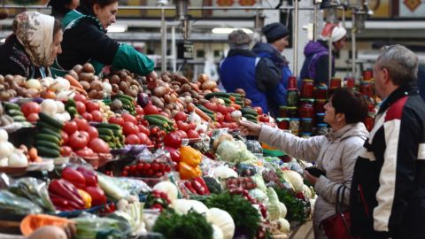 В Україні рекордно подорожчав популярний овоч. Ціни виросли майже на 10%!