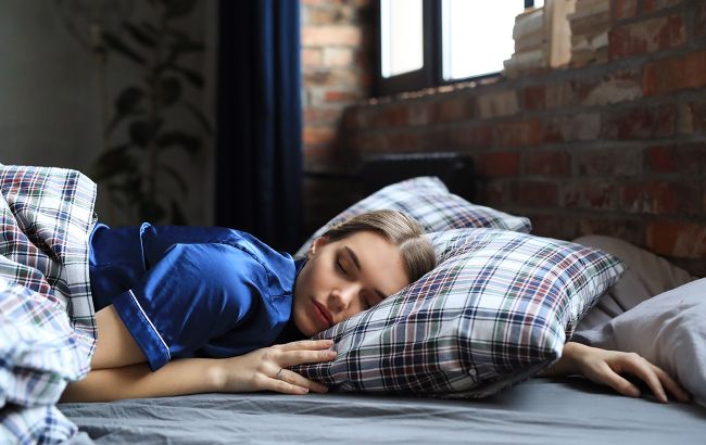 Відсутність сну робить людину розумнішою? Вчені знайшли відповідь