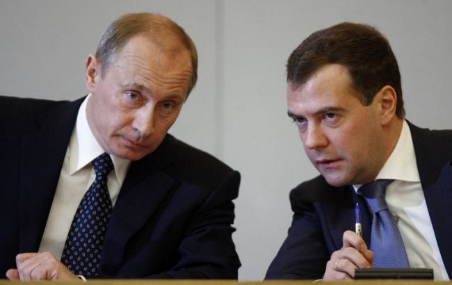 У Путина назвали Медведева инициатором сокрытия военных потерь в мирное время