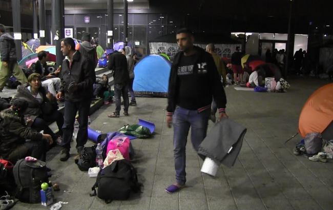 Франция прогнозирует прибытие 800 тысяч ливийских беженцев в Европу