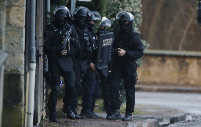 В Париже задержали подозреваемого в подготовке теракта