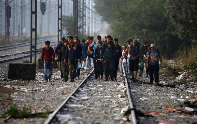 Греція почала евакуацію табору для мігрантів на кордоні з Македонією
