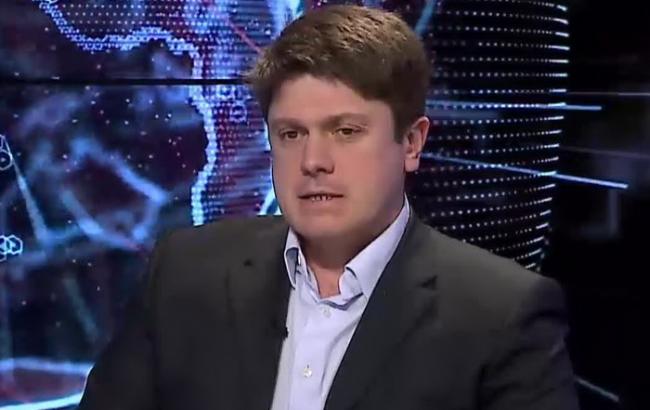 Нардеп: ще до 20 депутатів можуть вступити в БПП і НФ