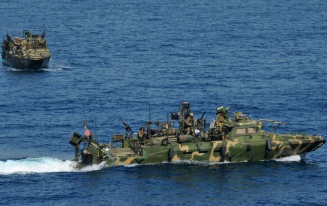 США задержали иранское судно с незаконным оружием