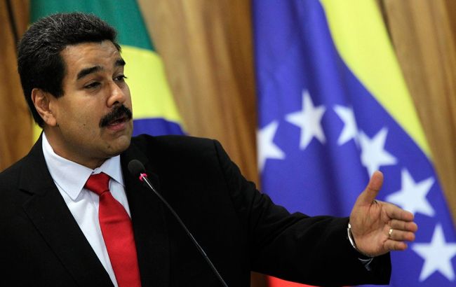 Мадуро поручил проверить венесуэльцев, упоминаемых в "панамских документах"