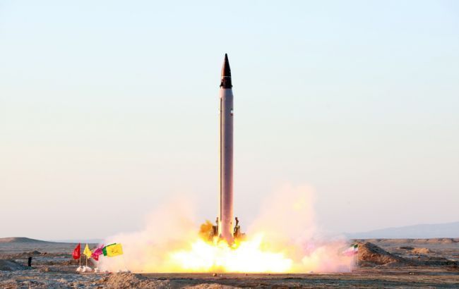 Иран запустил баллистическую ракету