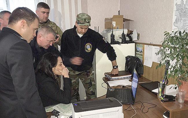 Нацполіція: масовий незаконний видобуток бурштину в Рівненській області припинено