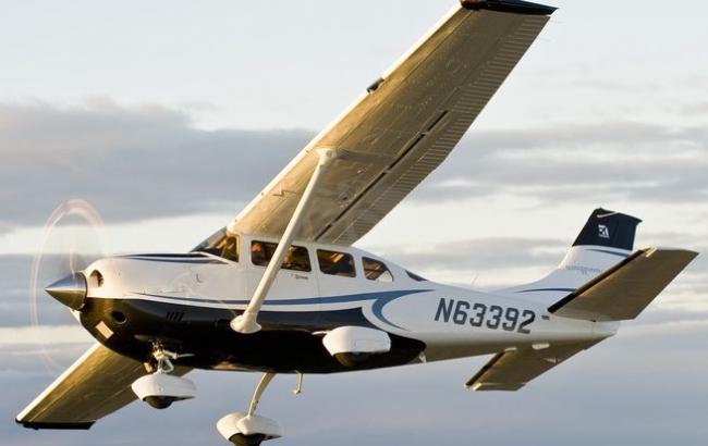На Аляске самолет разбился после столкновения с орланом, есть погибшие