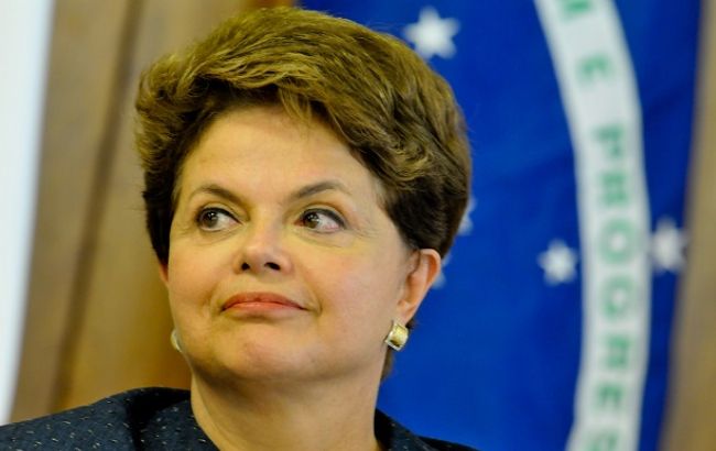 Импичмент президента Бразилии поддерживает большинство сенаторов