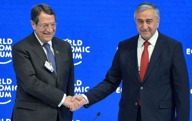 Лідери Кіпру планують досягти угоди про об'єднання до кінця 2016