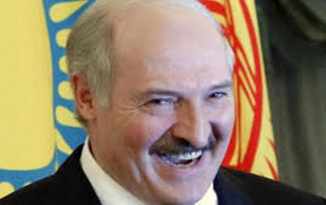 Лукашенко призвал белорусов не бегать по обменниках и отдыхать в своей стране