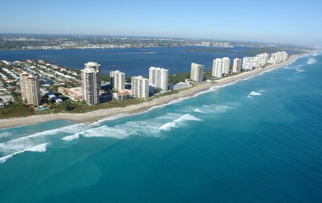 У Флориді через шторм введено надзвичайний стан