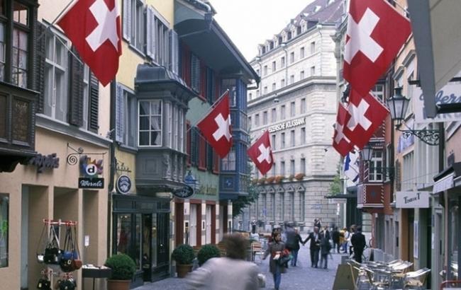 У Швейцарії сьогодні пройде референдум про гарантований дохід