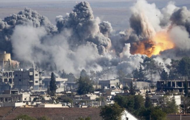 У Сирії авіація РФ знищила чотири нафтових об'єкта ІДІЛ