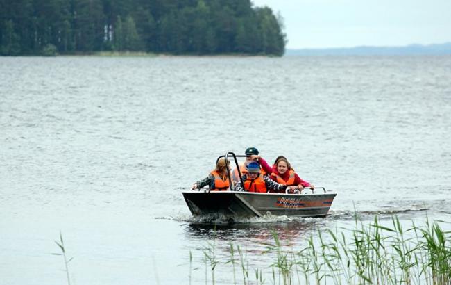 Информация о 15 погибших на озере в Карелии не подтвердилась