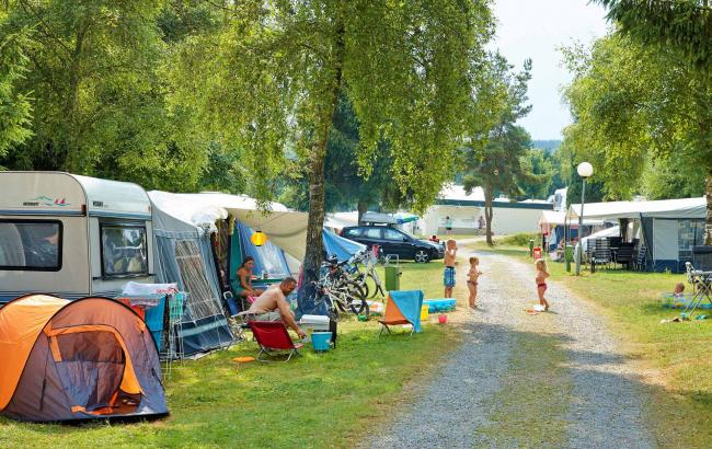 Напад у кемпінгу у Франції: поранена жінка і троє дітей
