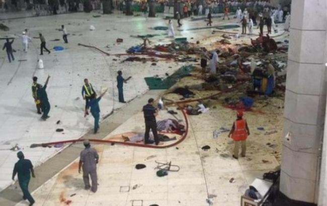 Обнародовано видео падения крана на главную мечеть в Мекке