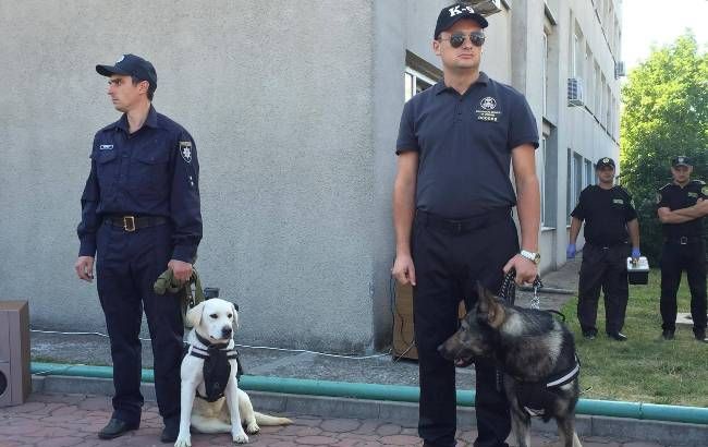 У Хмельницькому відкрився кінологічний центр: фото