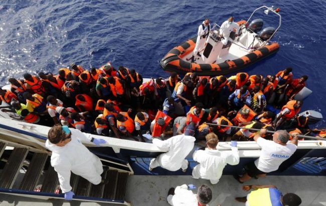 Кількість жертв в результаті аварії судна в Середземному морі зросла до 42
