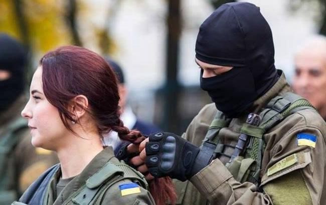 Вы наше счастье: украинок трогательно поздравили воины на передовой (видео)