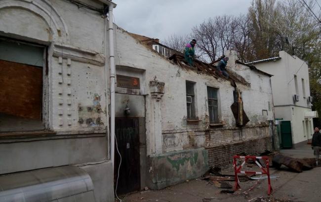 "Карлик отмучился": в Киеве сносят памятник архитектуры     