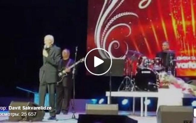 "Человек, который защищает свою землю, - герой": Кикабидзе высказался в защиту Савченко