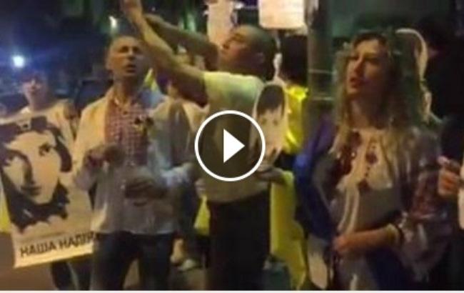 Яна Зинкевич спела гимн Украины вместе с жителями Израиля