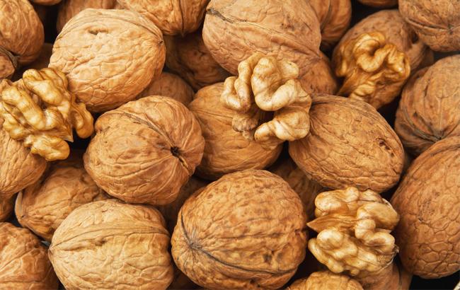 Ученые доказали пользу грецких орехов для омоложения
