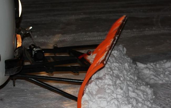 Во Львовской области патрульные 15 км преследовали пьяного водителя снегоуборочной машины