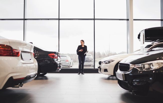 Пенсійний збір при реєстрації авто змінився: скільки доведеться платити у 2026 році