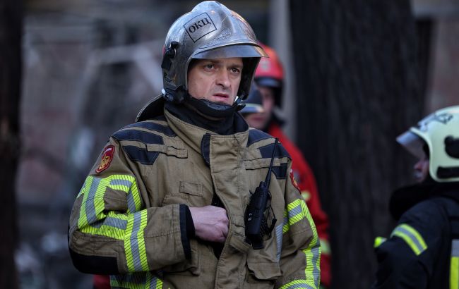 В Николаеве прогремел взрыв во время атаки дронов: над городом поднимается черный дым