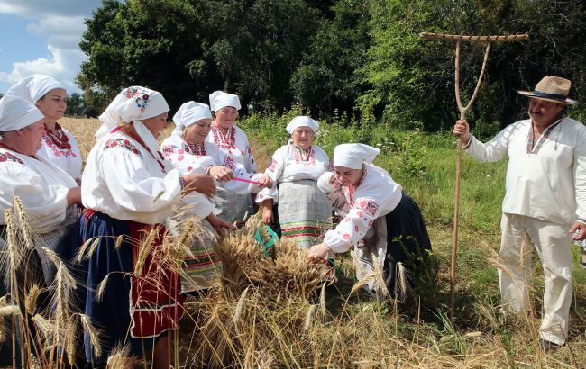 Как украинцы в древности отмечали Обжинки: значение праздника, традиции и обряды