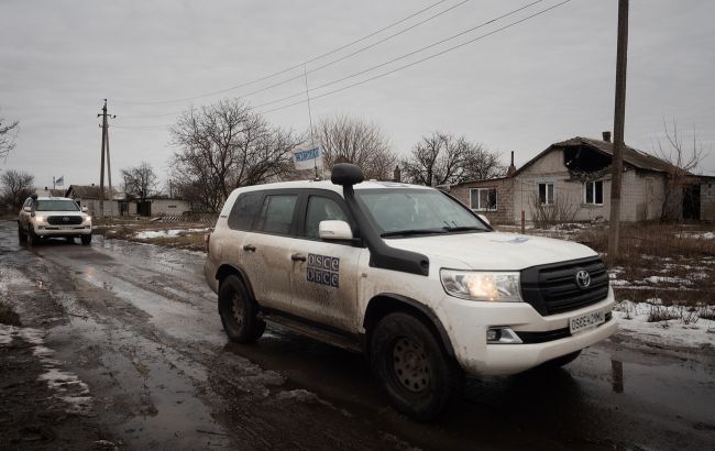 Росіяни викрали близько 50 автомобілів ОБСЄ, - Цимбалюк