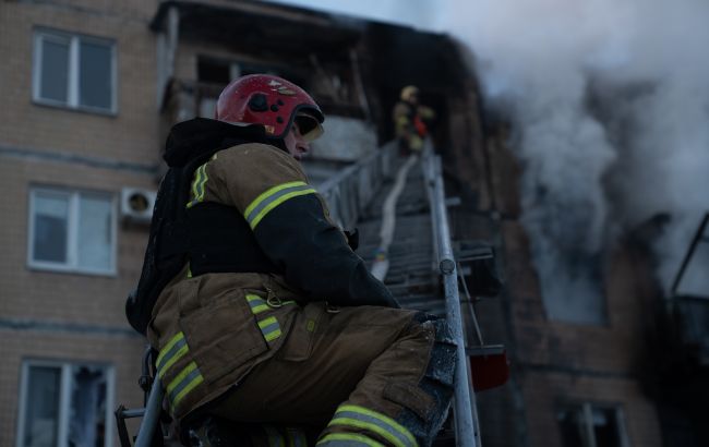 В Одессе прямое попадание в жилой дом: под завалами ищут людей, есть раненые