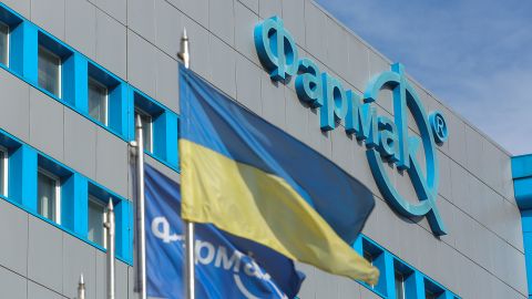 Стали известны детали контрактов АО "Фармак" и Минобороны