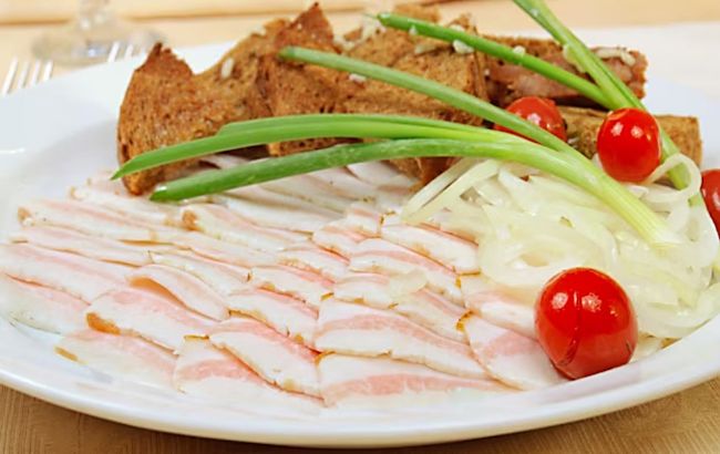 Названо корисну норму сала в день, якої варто дотримуватись