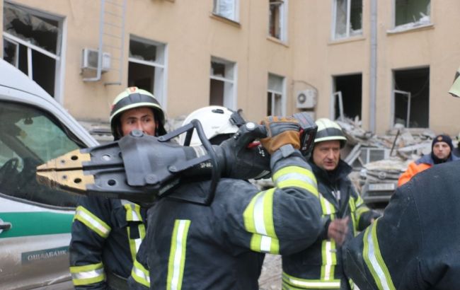 Як діяти у разі загрози обвалу будівлі: важлива інструкція