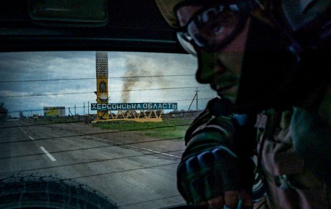 "Все будет Украина": в селе Херсонской области местные жители с арбузами встречали военных ВСУ