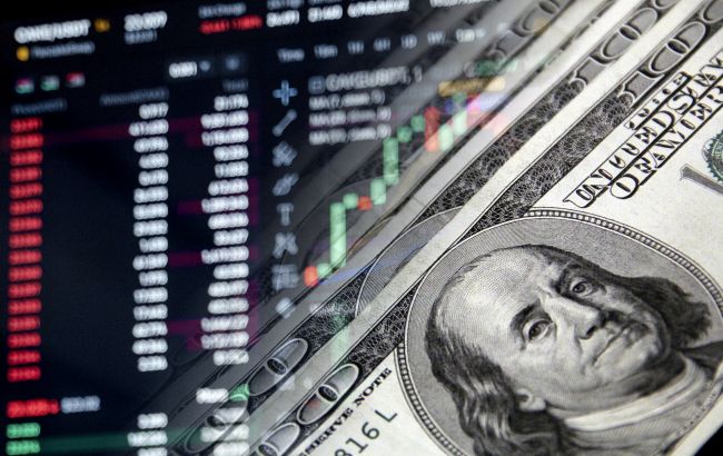 Валютний ринок шукає нову рівновагу: банкір спрогнозував курс на наступний тиждень