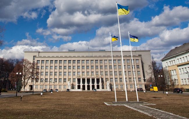 Партия венгров покинула заседание Закарпатского облсовета