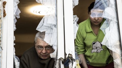 Последствия обстрелов нескольких районов Киева: фоторепортаж