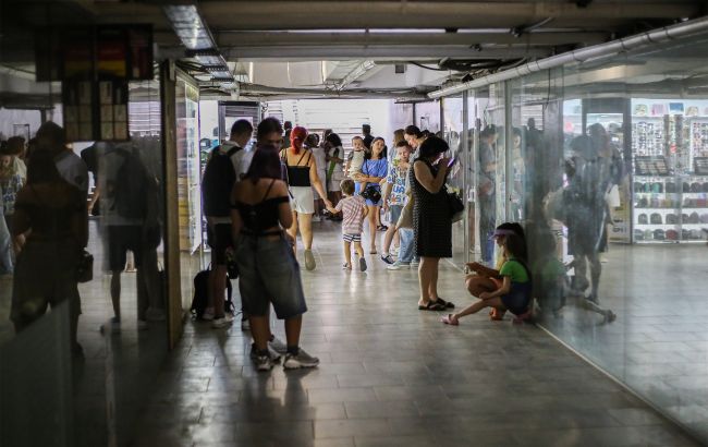 У Дніпрі пролунали вибухи на тлі тривоги через дрони