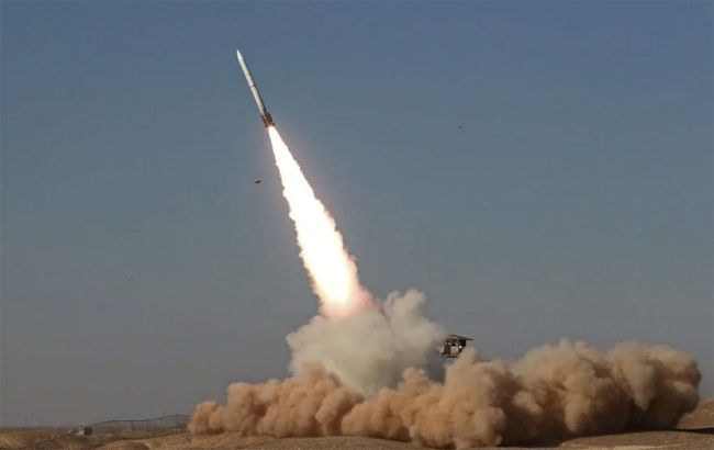 Окупанти запустили чотири ракети по Запоріжжю, одну збила ППО
