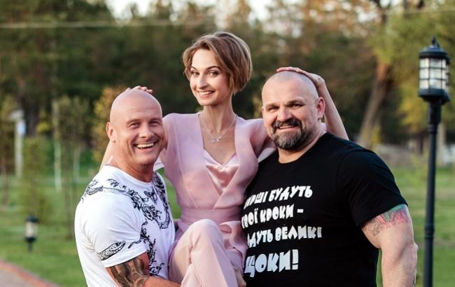 Зважені та щасливі: 8 сезон 1 выпуск смотреть онлайн